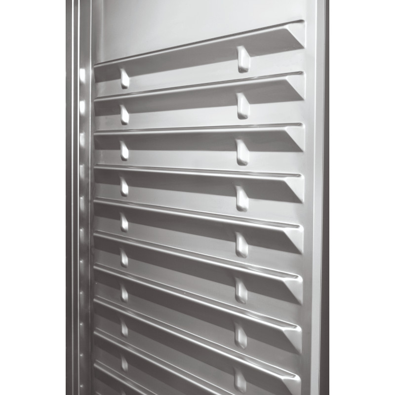 Шкаф холодильный Ozti GN 600.01 NMV K, K3 стеклянная дверь