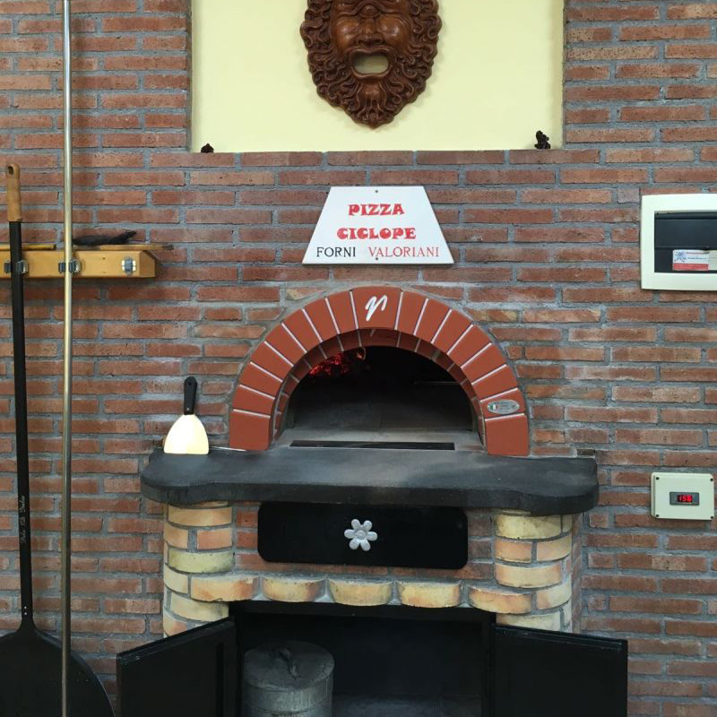 картинка Печь для пиццы ротационная дровяная Valoriani Rotativo 130